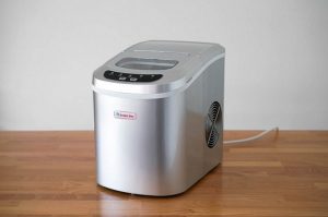 Best Portable Ice Maker 2019 – Top Rate Ice Maker Reviews
