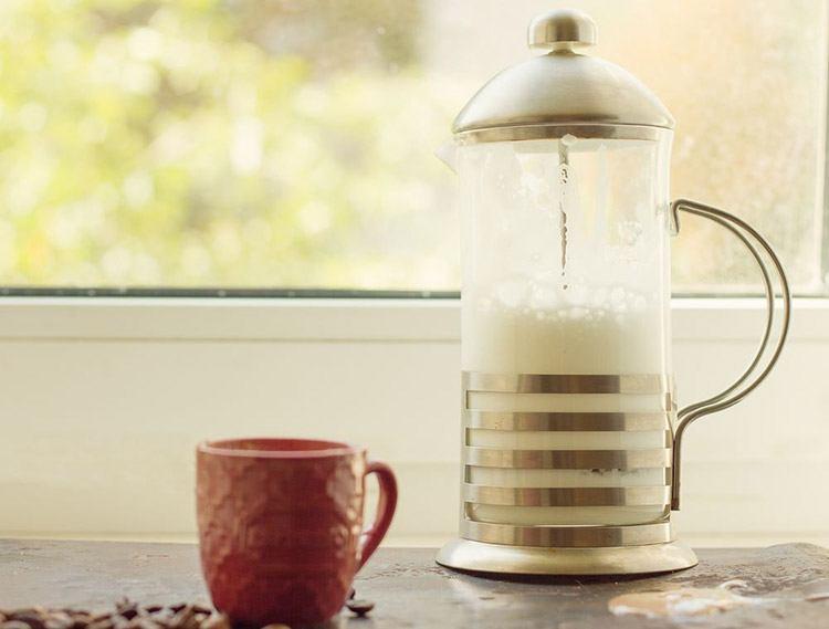 how-to-froth-almond-milk-french-press how to froth almond milk