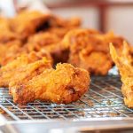 how to keep fried chicken crispy